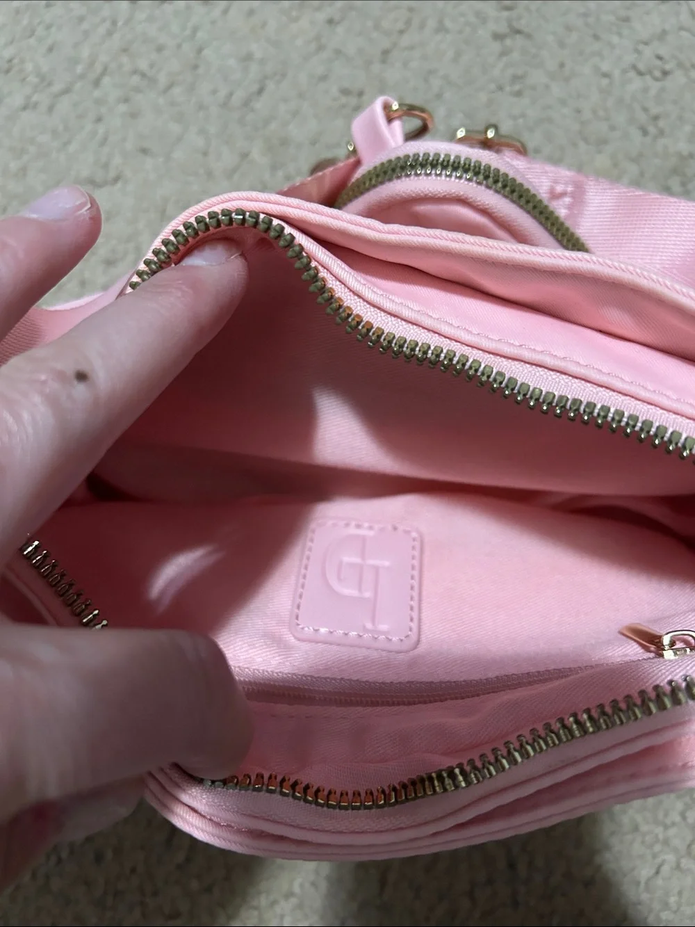 Lot of 2 cute shoulder bags